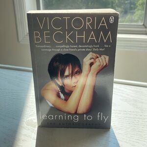 Victoria, Beckham autobiography